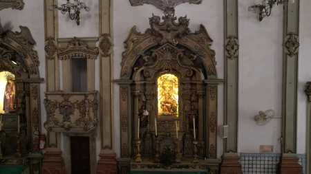 Pilastras da nave (oito)