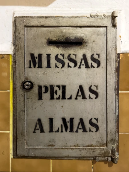 Esmoleiro Pão dos Pobres