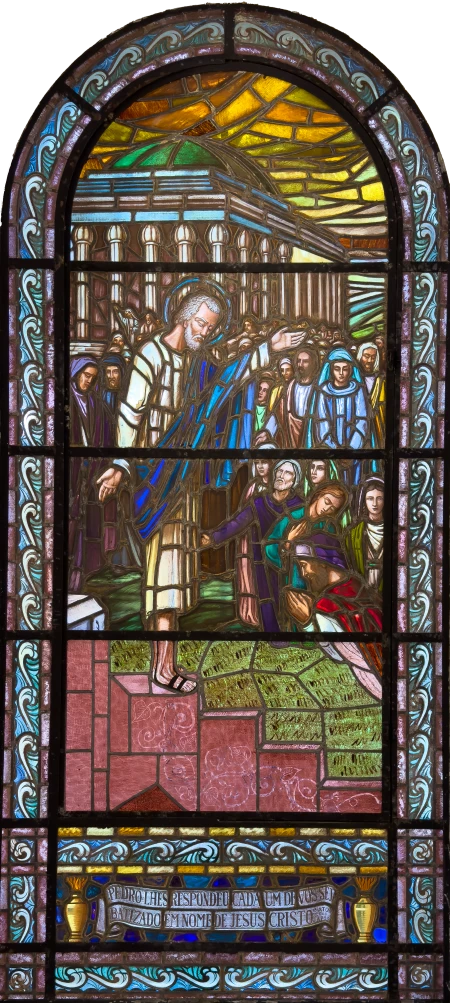 Vitral Pedro dirige-se a multidão