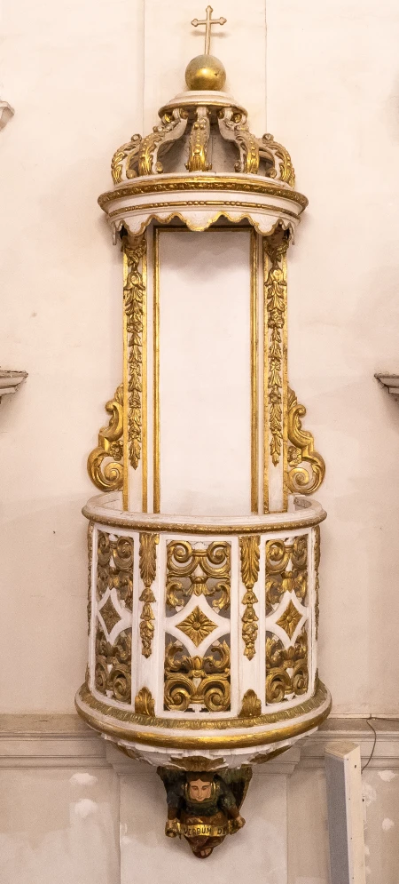 Púlpito (dois)