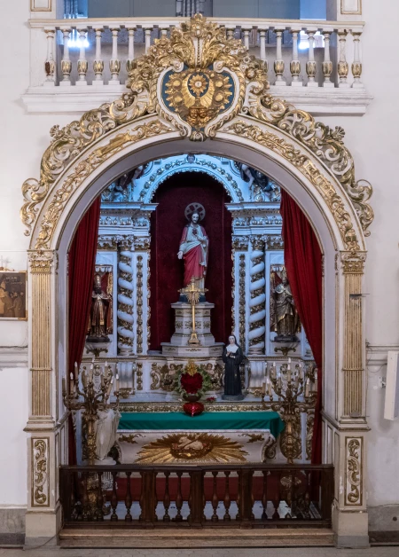 Arco cruzeiro (capela lateral)