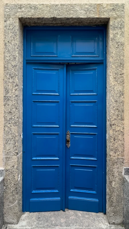 Portas laterais da nave (duas)
