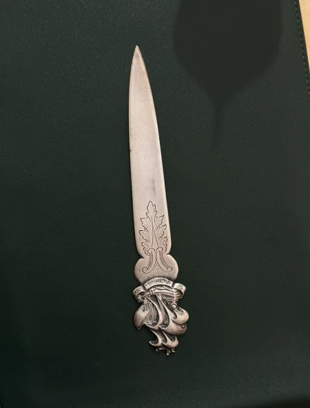 Adaga (acessório)