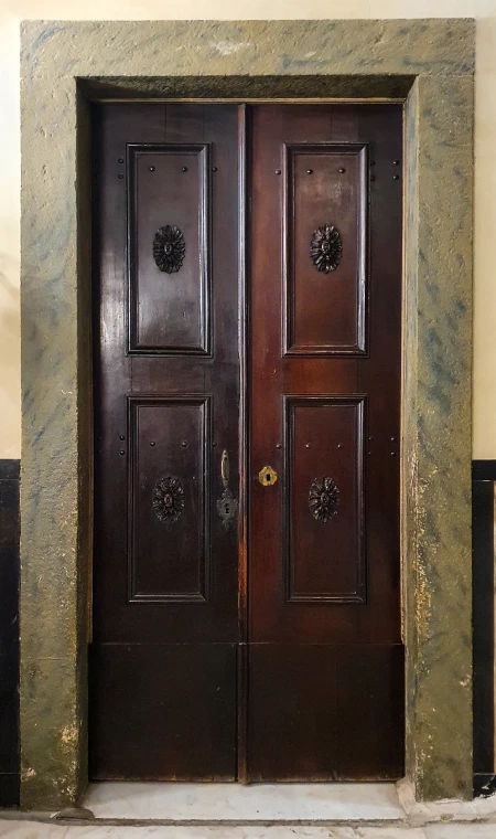 Portas (duas) (presbitério)